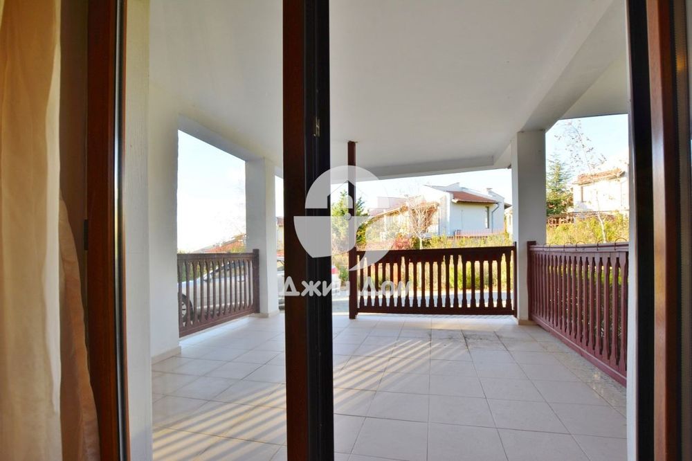 Продава се Къща в с. Кошарица, Област Бургас - 100 кв.м за 1122 €/кв.м - Снимка #3