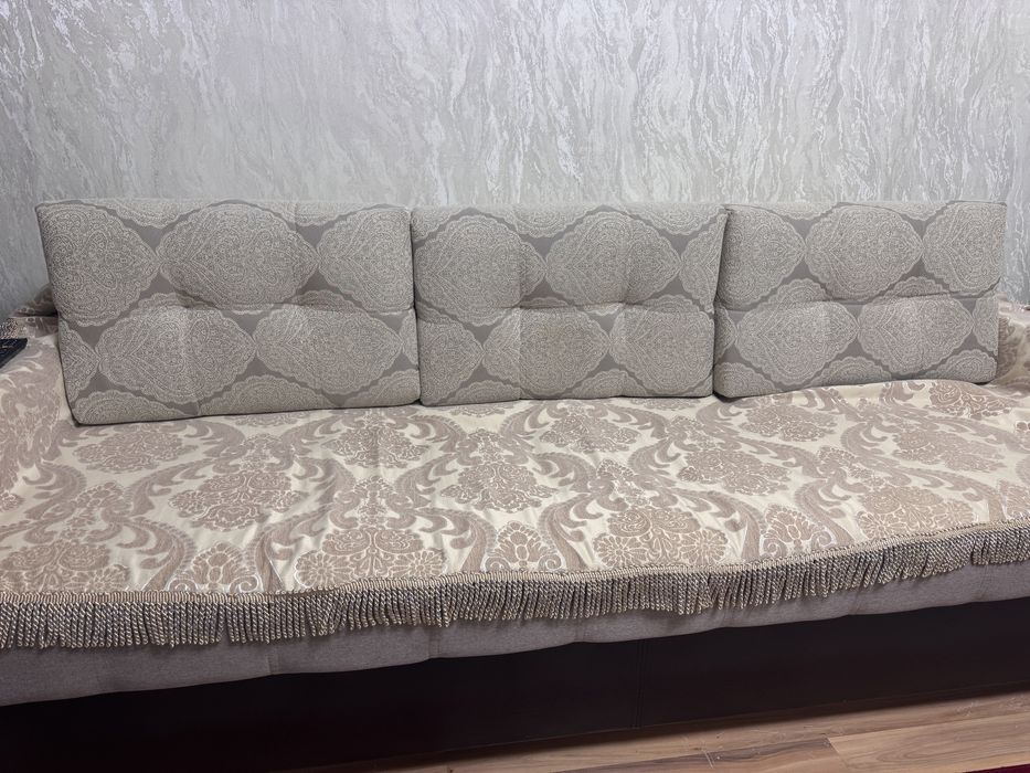 Продам Диваны в хорошем состояний