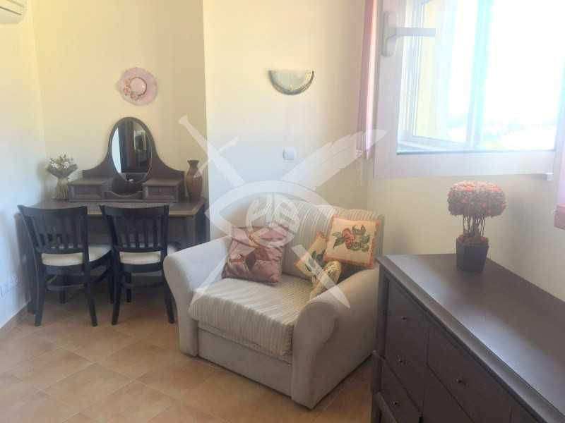 Тристаен апартамент в Елените 48990