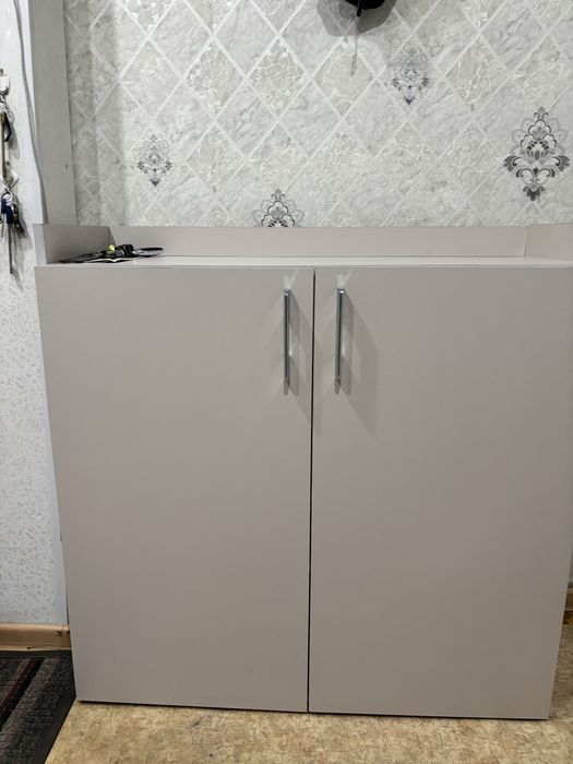 Продам обувницу