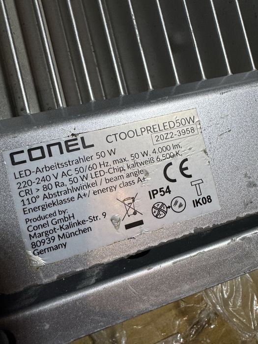 Proiector Conel 4000 lumeni