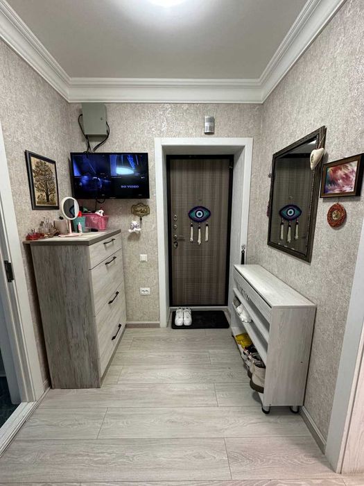 3к 74м², 2/4, Мирабад, ЦУМ, метро Космонавтов, кирпич`