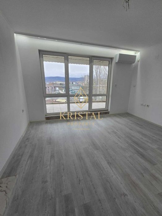 Продава се Двустаен апартамент в к.к. Слънчев бряг - 80 кв.м за 555 €/кв.м - Снимка #4