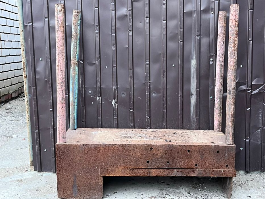 Мангал на ножках