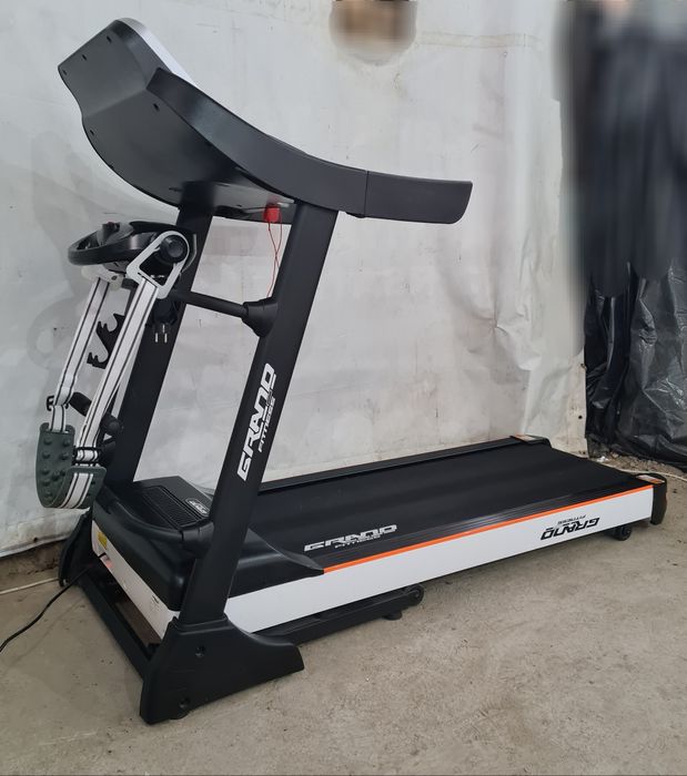 Беговая дорожка      .