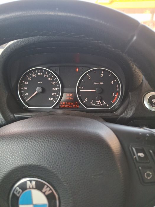 Vand BMW Seria 1 2010