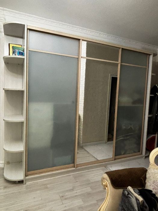 Шкаф     раздвижной