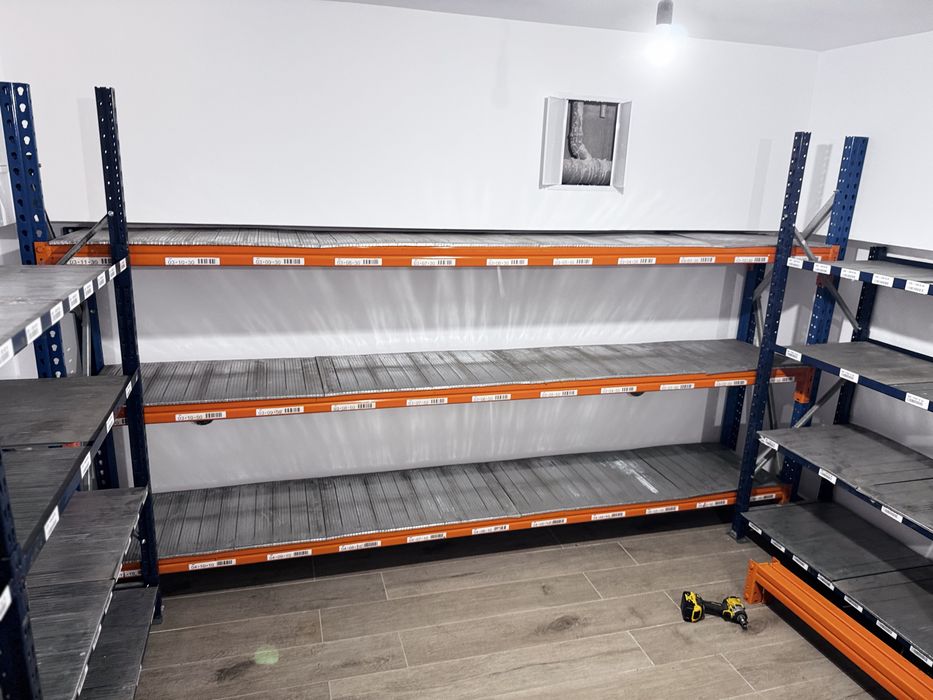 Rafturi metalice
