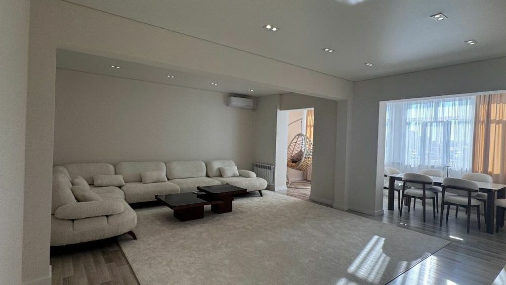 4 комнатная квартира 130 м² на Нукусской — 2 санузла