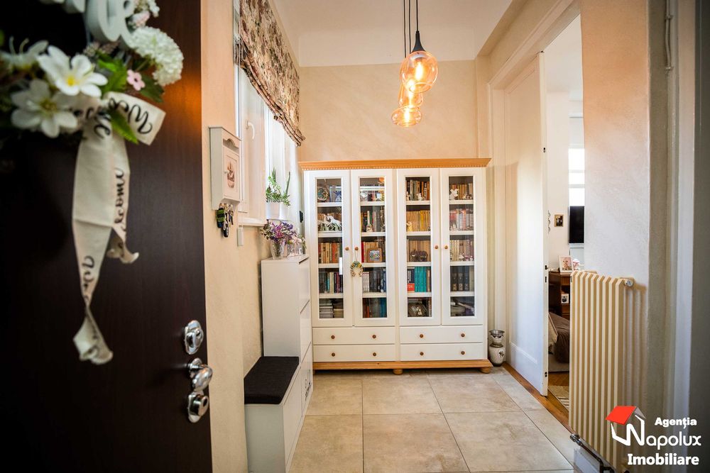 Apartament 3 camere zona Centru