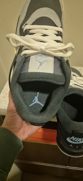 Nike Air Jordan 4 RM