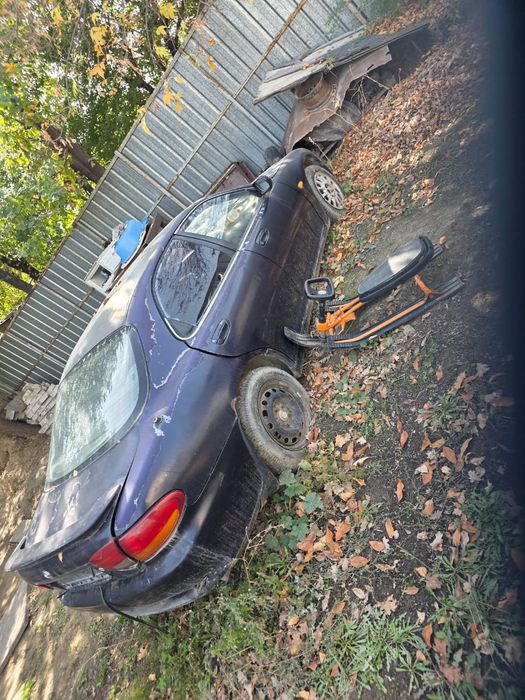 Продам машину ...