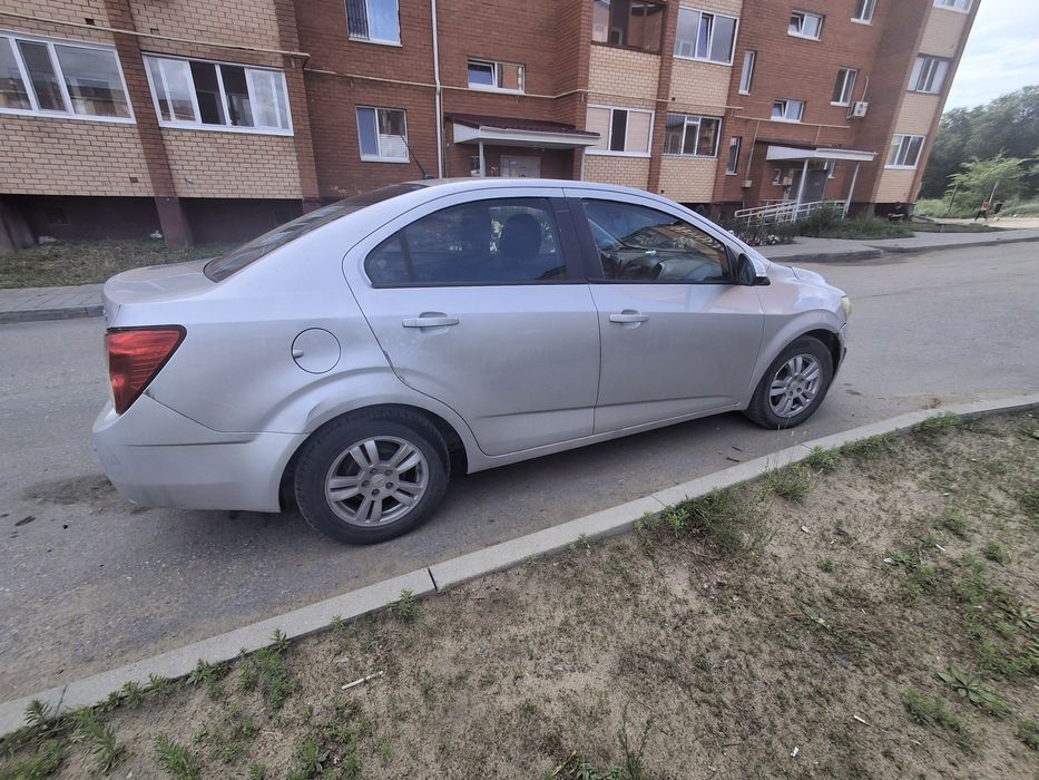 Шевроле авео 2014года