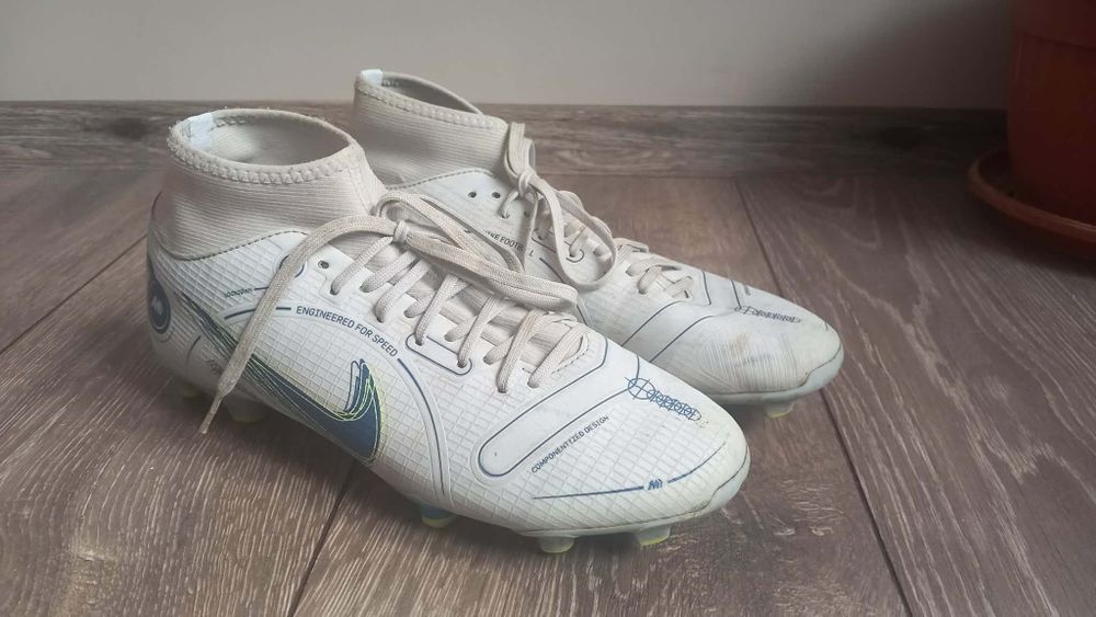 Футболни обувки Nike Mercurial Superfly 8 Academy