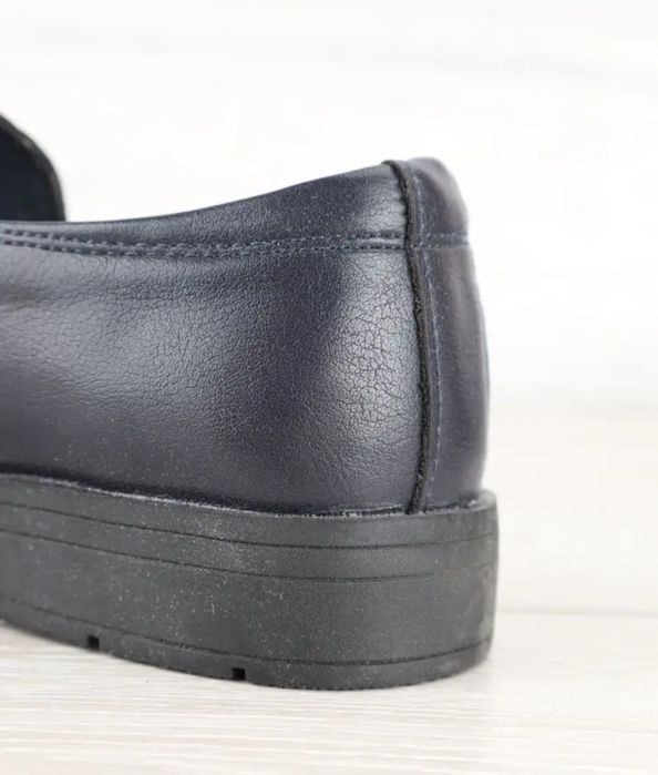 Продам новые туфли