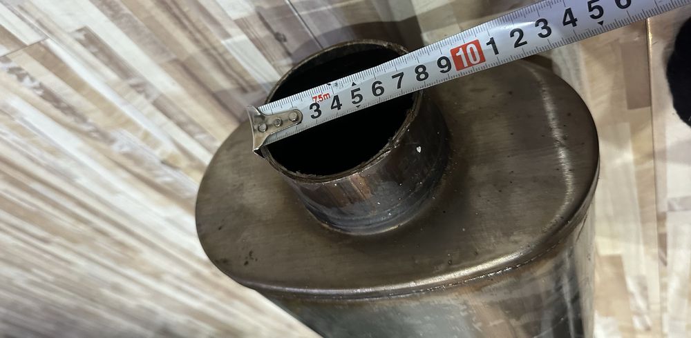 Продам приматок глушитель Magnaflow