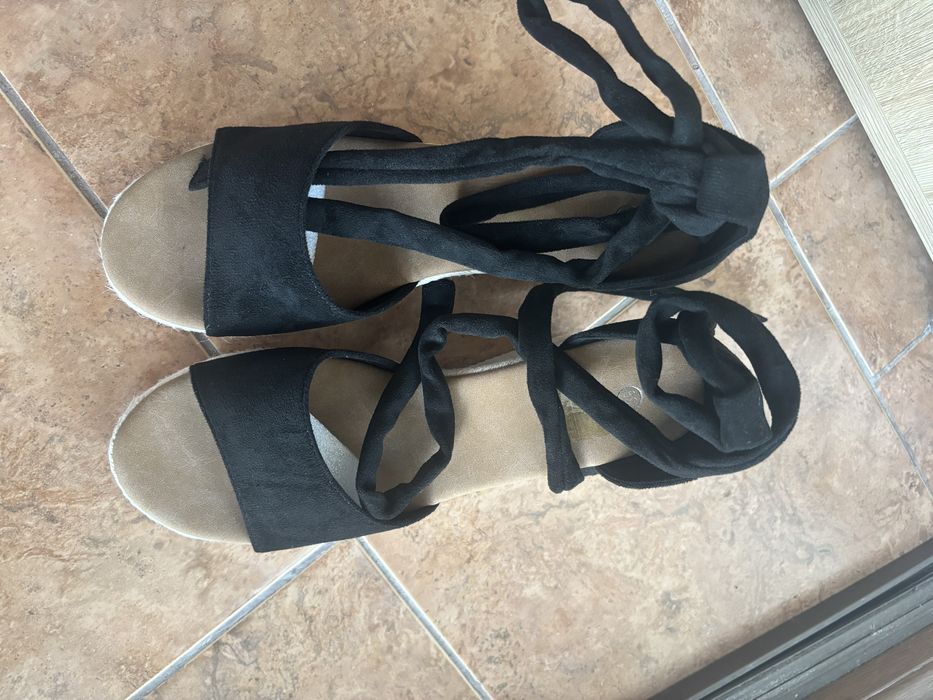 Черни сандали  Нови