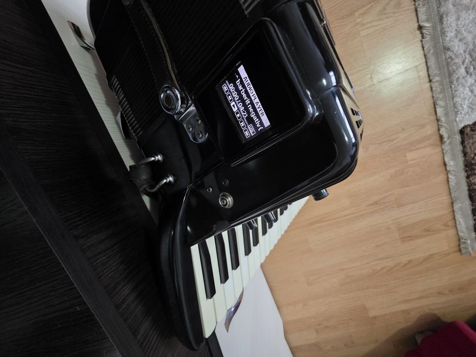 Acordeon Roland Fr 7x/Set Tonuri 2025/Ritmuri