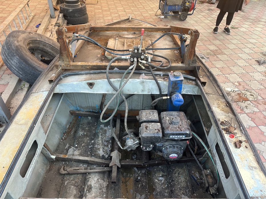 Лодка для камышей