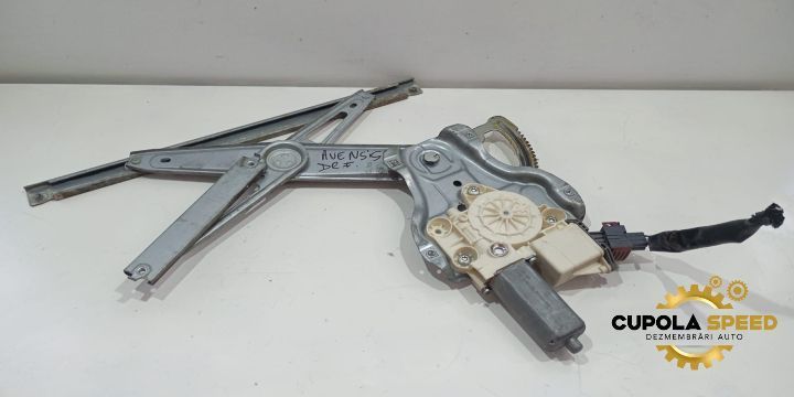 Macara geam fata dreapta cu motoras 69810-05050 Toyota Avensis 2 T25