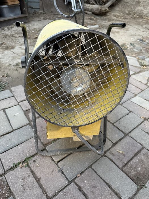 Пушка трехфазная обогреватель мощность 9 кВт