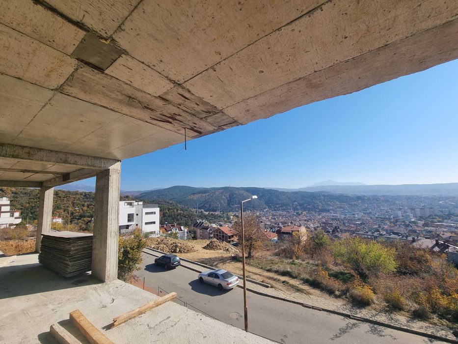 Продава се Тристаен апартамент в Благоевград, Баларбаши - 115 кв.м за 1270 €/кв.м - Снимка #2