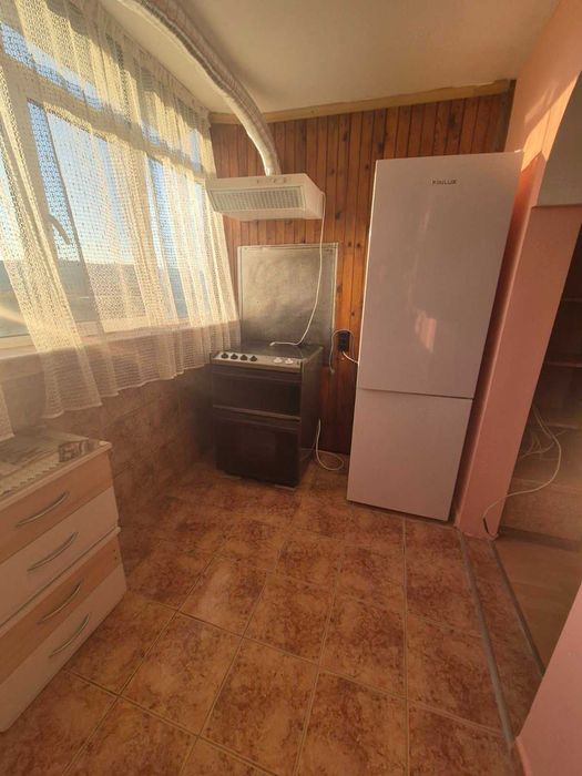 Дава се под наем Тристаен апартамент в Търговище, Запад 2 - 75 кв.м за 229.5 € - Снимка #5