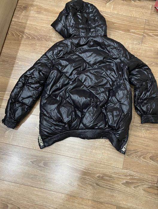 Дамско яке Доооо