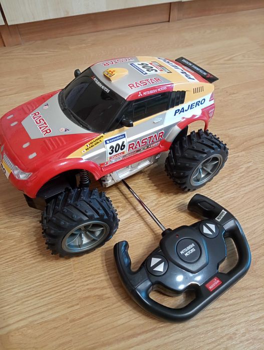 Количка с дистанционно, Музикална и танцуваща с диско-светлини играчка