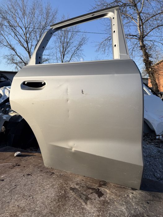 Врата BMW X1 U11