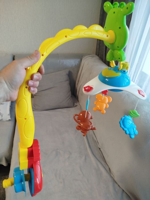 Музикална въртележка за легло с прожектор и дистанционно