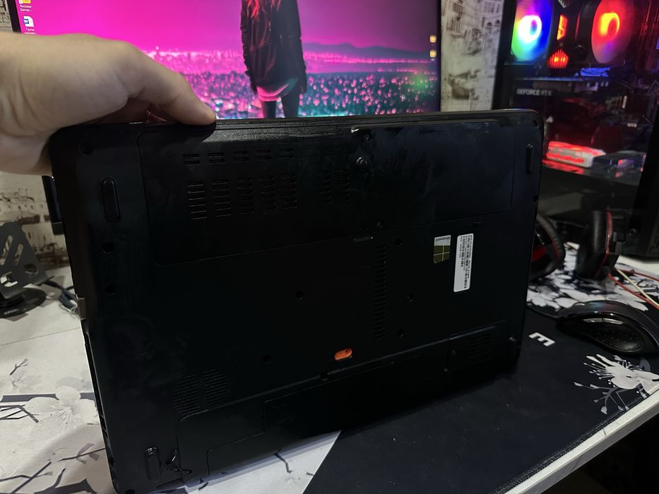 Ноутбук Packard Bell
