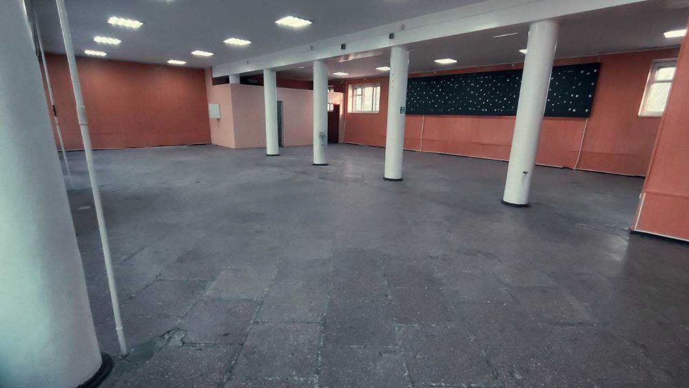 Продам магазин 200 кв.м.