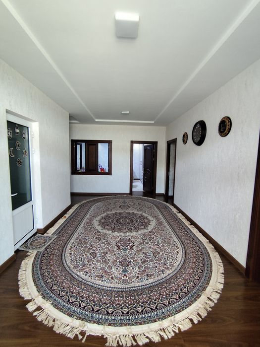 3.8 sotixli uy sotiladi
