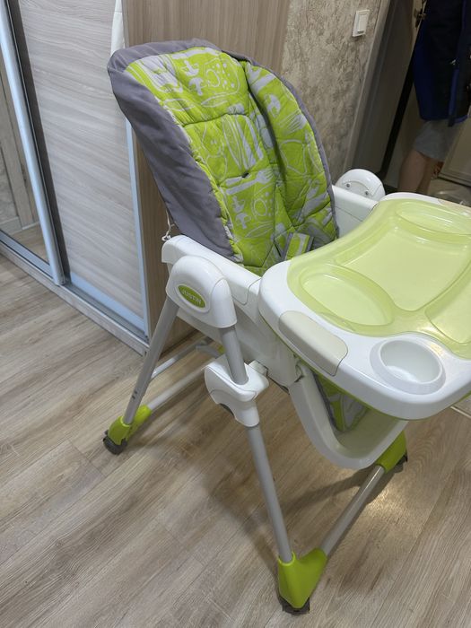 Детское кресло для кормления