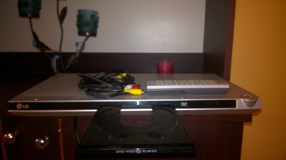 dvd player LG model dvx162