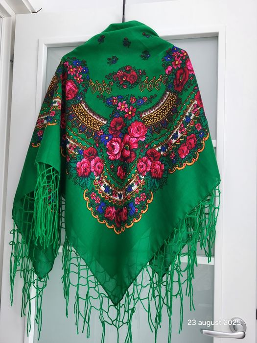 Batic mare traditional autentic