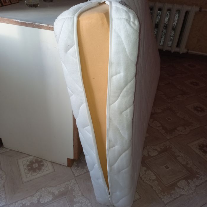 Поролоновый матрас