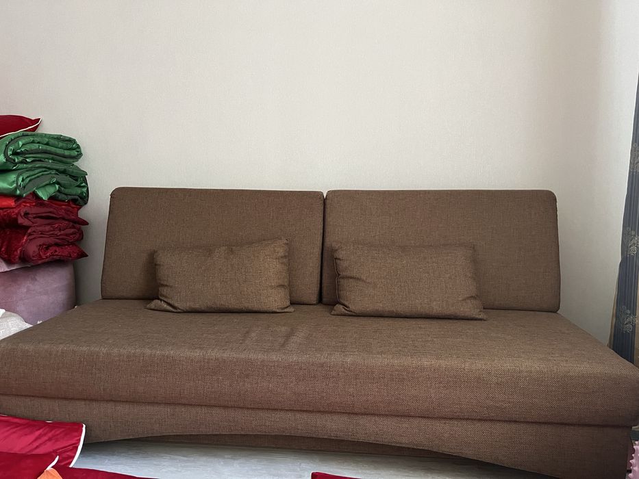 Продаем диван в отличном состоянии