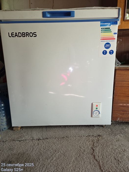 Морозильник в отличном состоянии