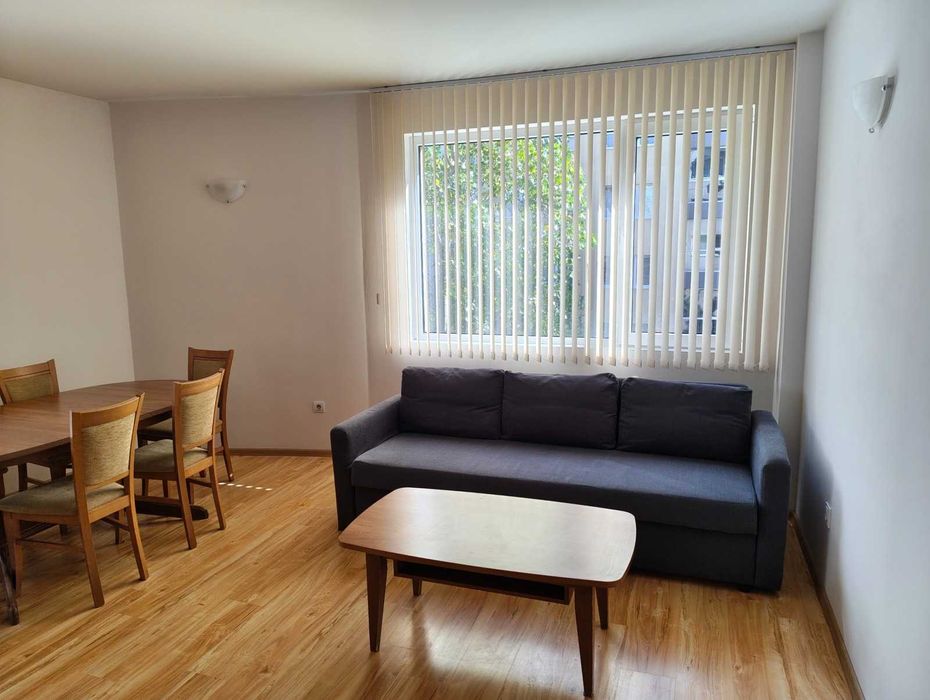 Тристаен имот в кв.Младост 4