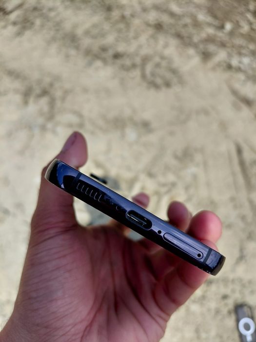 Vând Samnsung s23 256gb 8gb ram