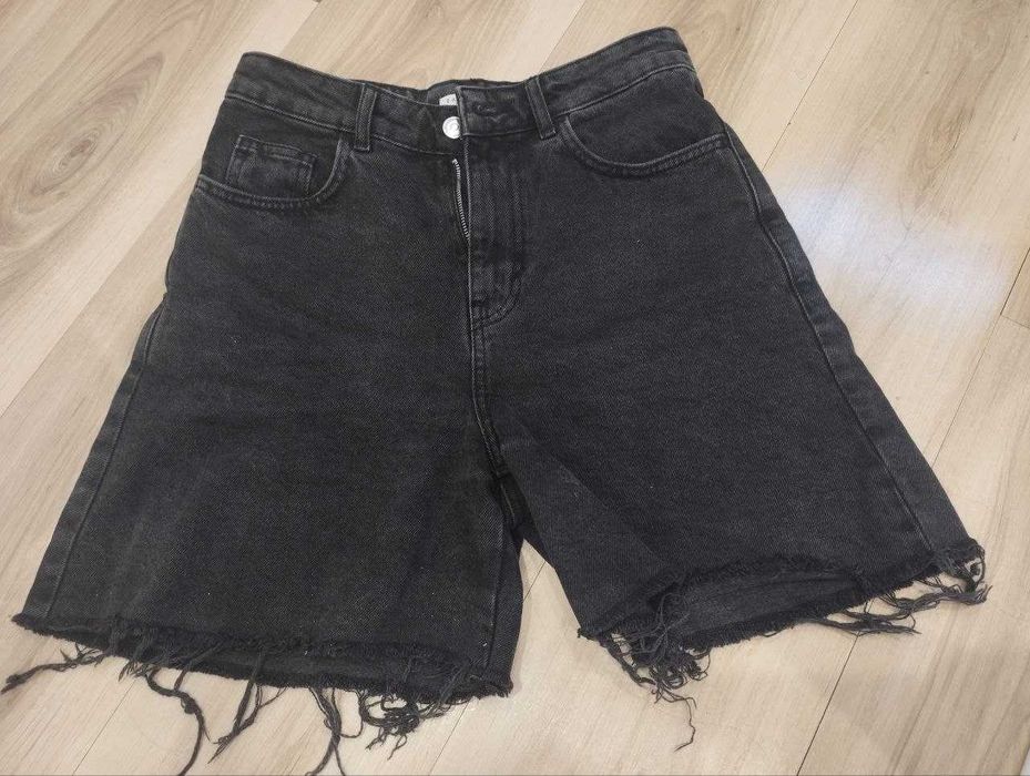 Черные джинсовые шорты на высокой посадке, 44 размер (S)