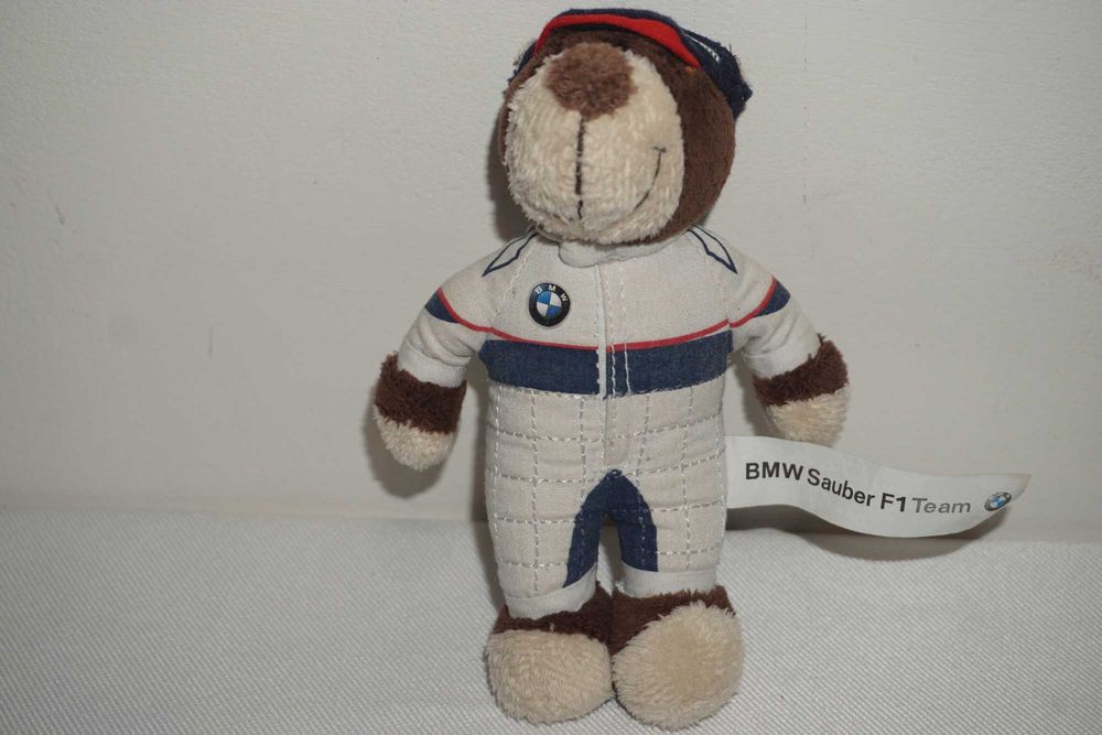 Лот от 4 Броя Малки Мечета BMW Sauber F1 Team Mcdonald's И Две Без Етикети
