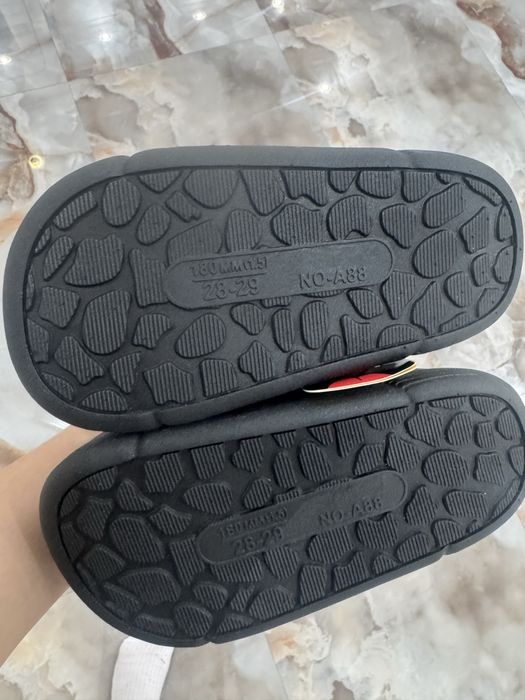 Продам детские кроксы