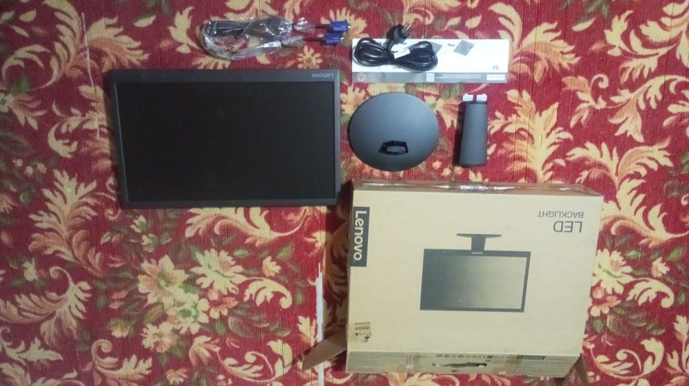 Продам монитор Lenovo