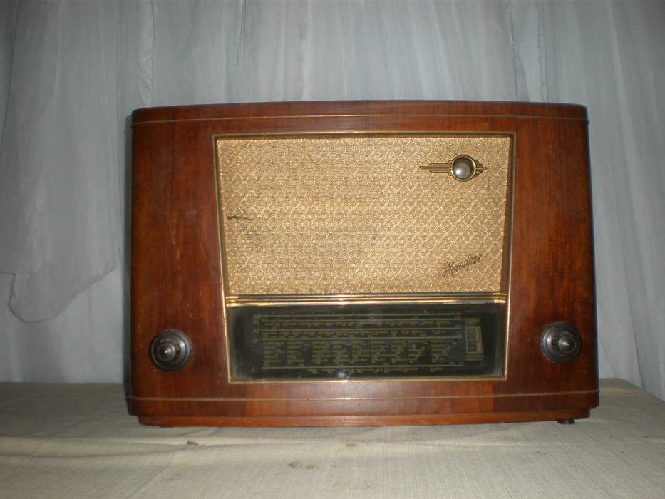 Колекция Радиоапарати: Продажба на етапи