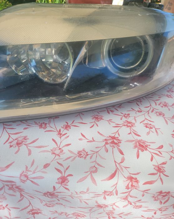 Far stânga Audi Q7 BiXenon Adaptive