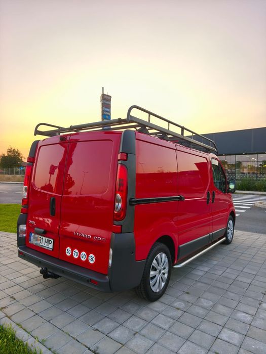‼️Vând Opel  Vivaro 2.0 Diesel Automat Clima Navi impecabil‼️