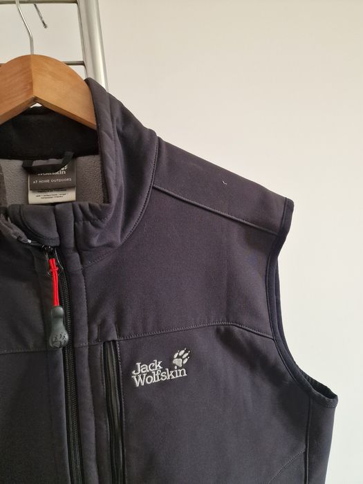 Страхотна мъжка грейка JACK WOLFSKIN размер М